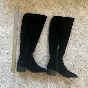 Vince Camuto  Knee High suede boots Size 8/38.5